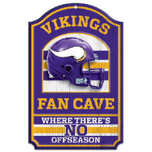 Wincraft Minnesota Vikings Fan Cave Wood Sign